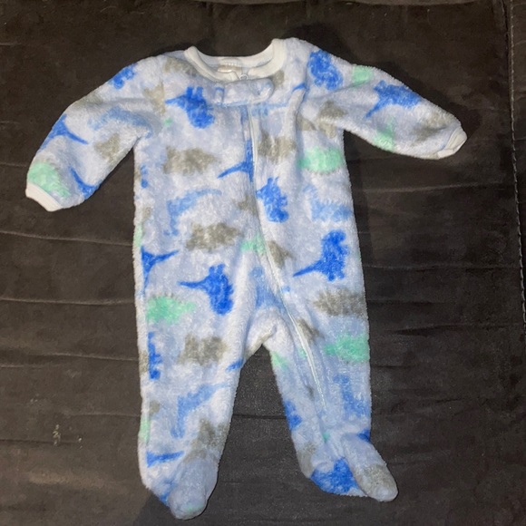 6 baby pajamas - Picture 5 of 7